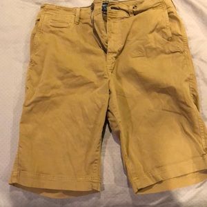 American Eagle Kahki shorts